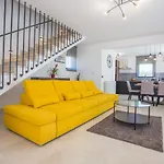 Silvano & Nadija Villa
