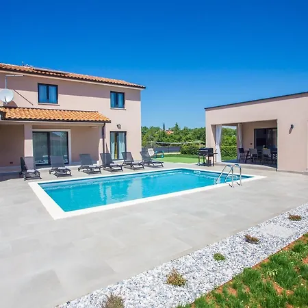 Villa Silvano & Nadija Kaštelir